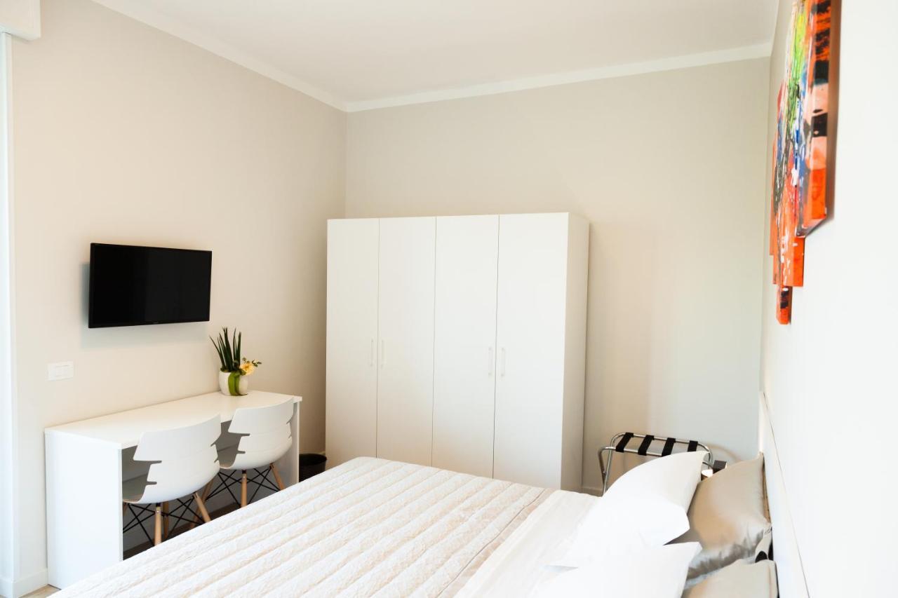 A Santa Rosa B&B Lecce Ngoại thất bức ảnh